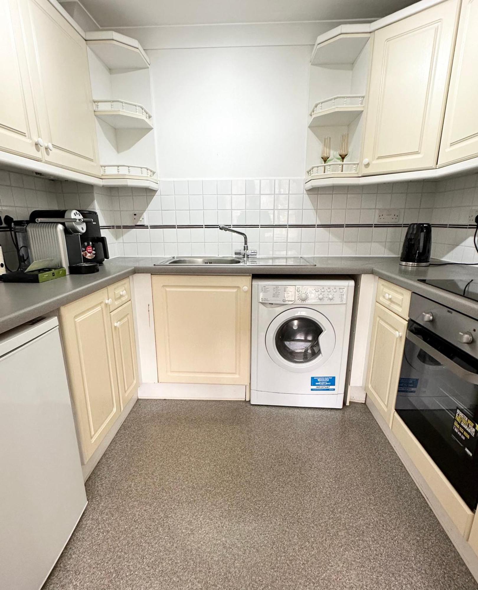 Spacious Quiet Stylish Entire Flat Apartamento